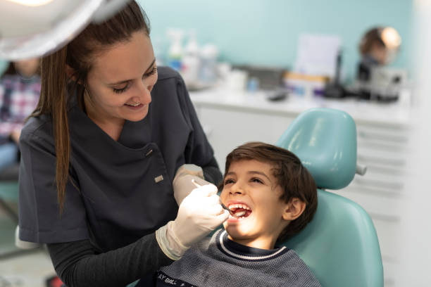 Best Emergency Tooth Extraction in Ligh, NE