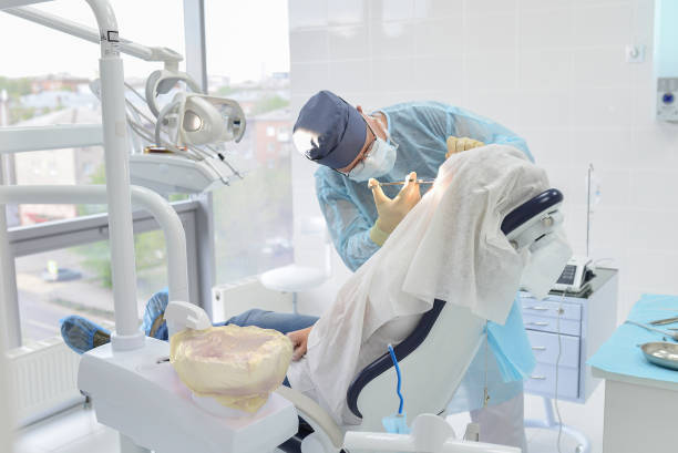 Best Emergency Treatment for Dental Infections or Abscesses in Ligh, NE